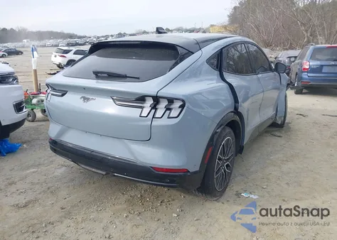 2024 Ford Mustang Mach-E Premium из США, поврежденный, VIN 3FMTK3R42RMA48619